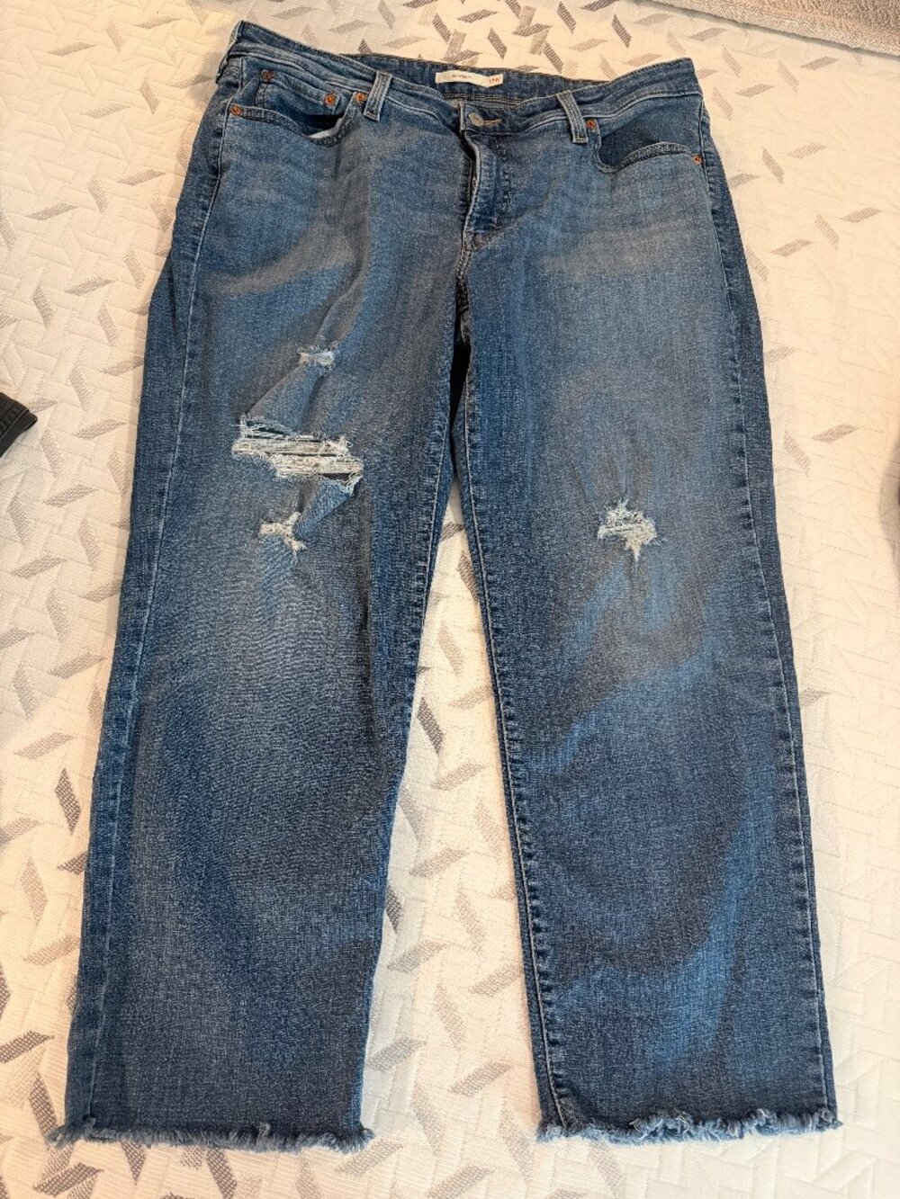 Women's Levi distressed boyfriend jeans